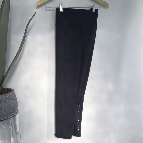 Danskin Cropped Leggings Black Medium with pockets - Picture 3 of 9